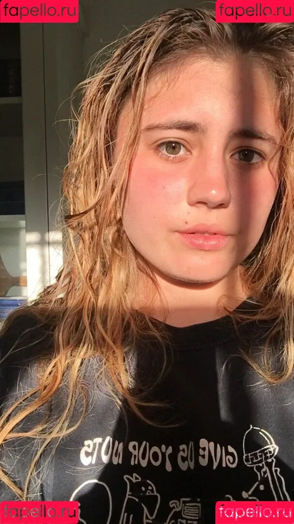 Lia Marie Johnson Onlyfans Photo Gallery